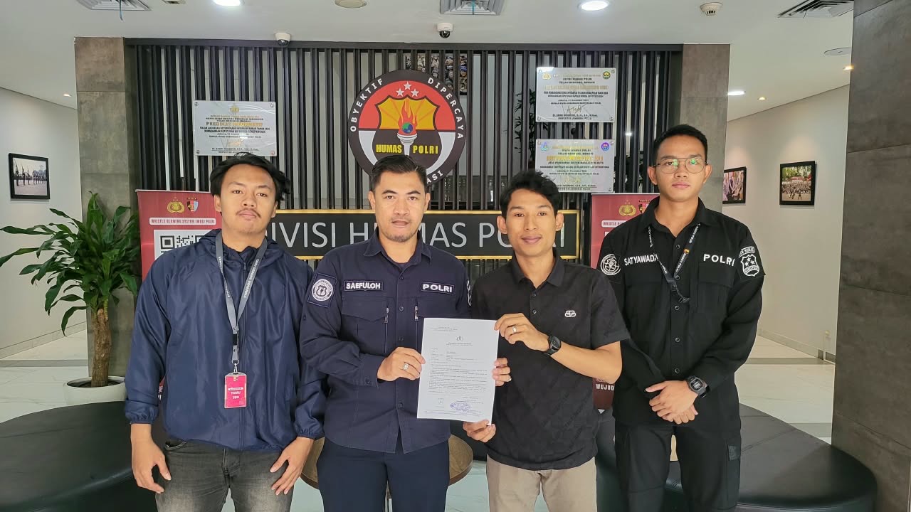 Mahasiswa geruduk Mabes Polri Dan DPP Nasdem terkait dugaan pungli batu bara