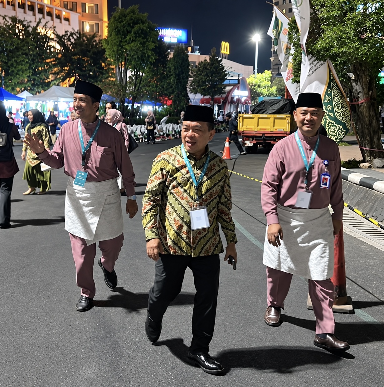 Gubernur Al Haris disambut Riuh, Kehadirannya Mencuri Perhatian di Arena Pembukaan MTQ Nasional Ke-XXXI Semarang